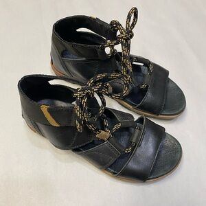 Sorel Women’s Torpeda Lace II Flat Sandals Size 7 Leather Strappy Gladiator